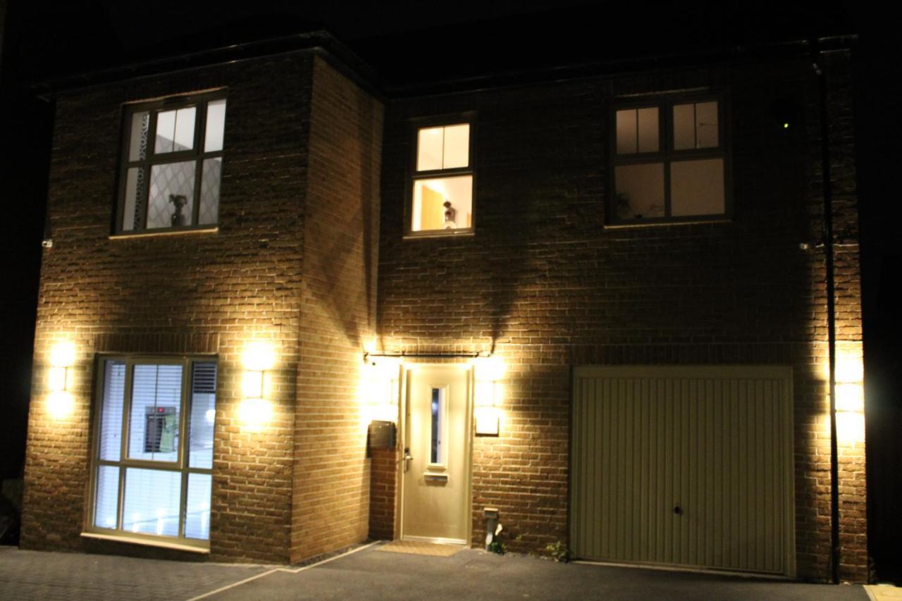 Haven - Spacious Luxury Home Perfect For Families, Couples And Contractors! 5Mins To Xscape And Junction 32! Castleford Εξωτερικό φωτογραφία