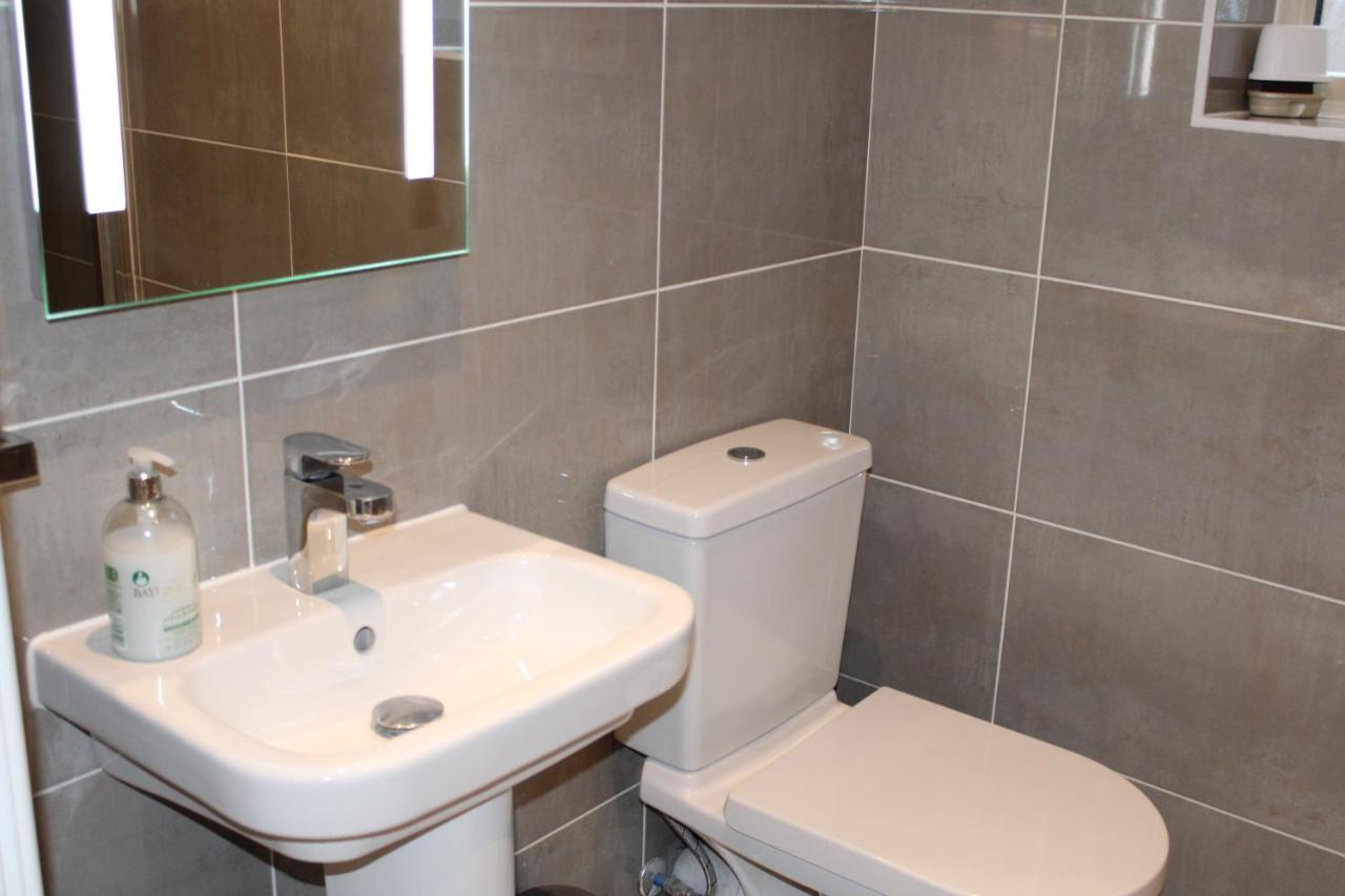 Haven - Spacious Luxury Home Perfect For Families, Couples And Contractors! 5Mins To Xscape And Junction 32! Castleford Εξωτερικό φωτογραφία