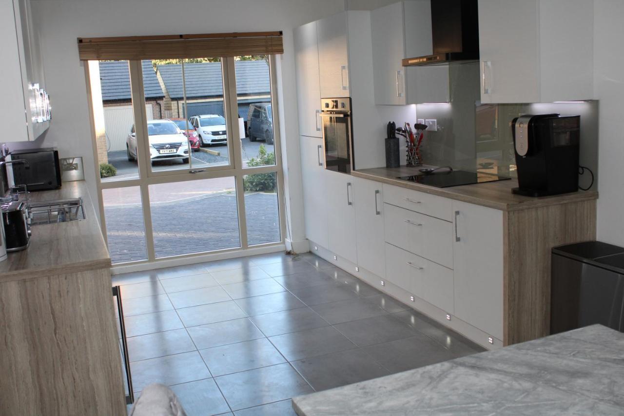 Haven - Spacious Luxury Home Perfect For Families, Couples And Contractors! 5Mins To Xscape And Junction 32! Castleford Εξωτερικό φωτογραφία
